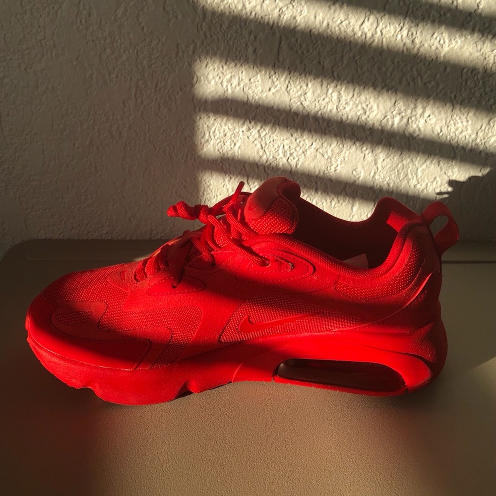 Nike Women’s Air Max 200